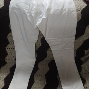 2 Pairs New White Skinny Jeans With Tags